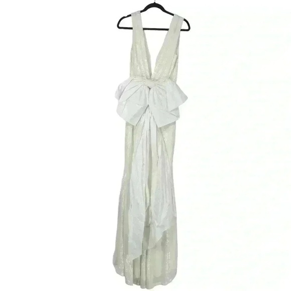 Rebecca Vallance Davina Bow Wedding Gown Ivory US 2 NWT – Modern Bridal Dress - Picture 4 of 16